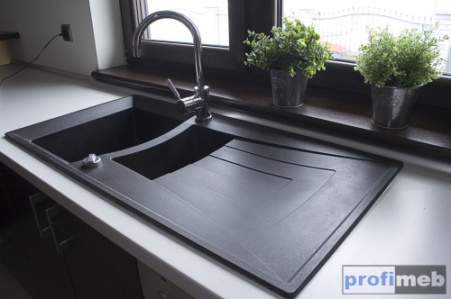 Kuchnie nowoczesne - Rosa